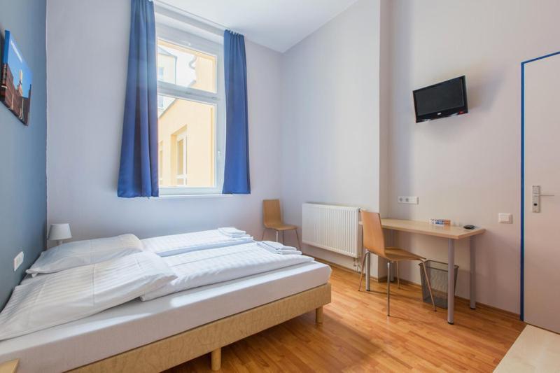 A&O Dortmund Hauptbahnhof Hotell Rum bild